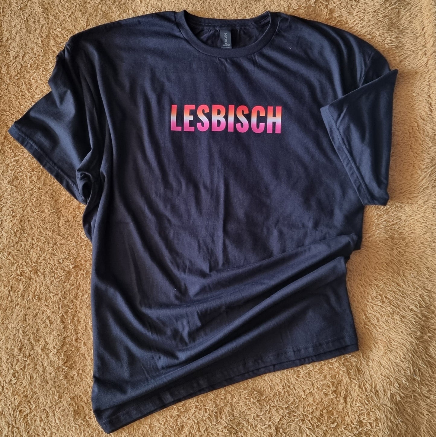 Warrior Nun themed t-shirt | Lesbisch t-shirt